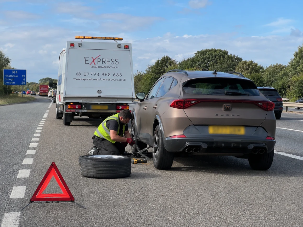 Cupra Formentor Roadside Tyre Change M4 Berkshire