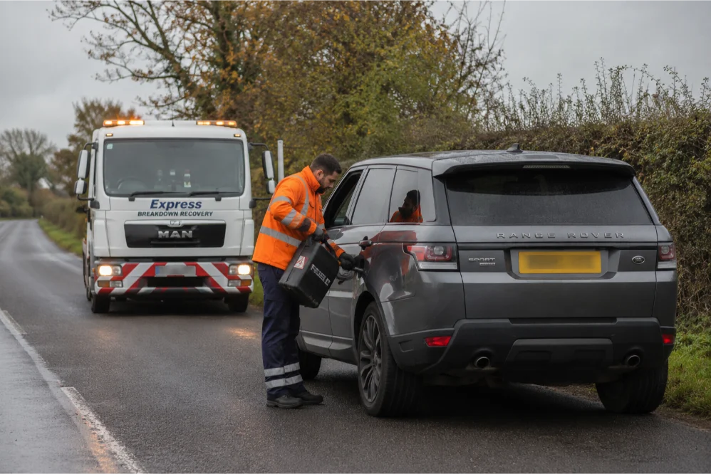 Emergency Fuel delivery service for Range Rover Sports Car in Buckinghamshire
