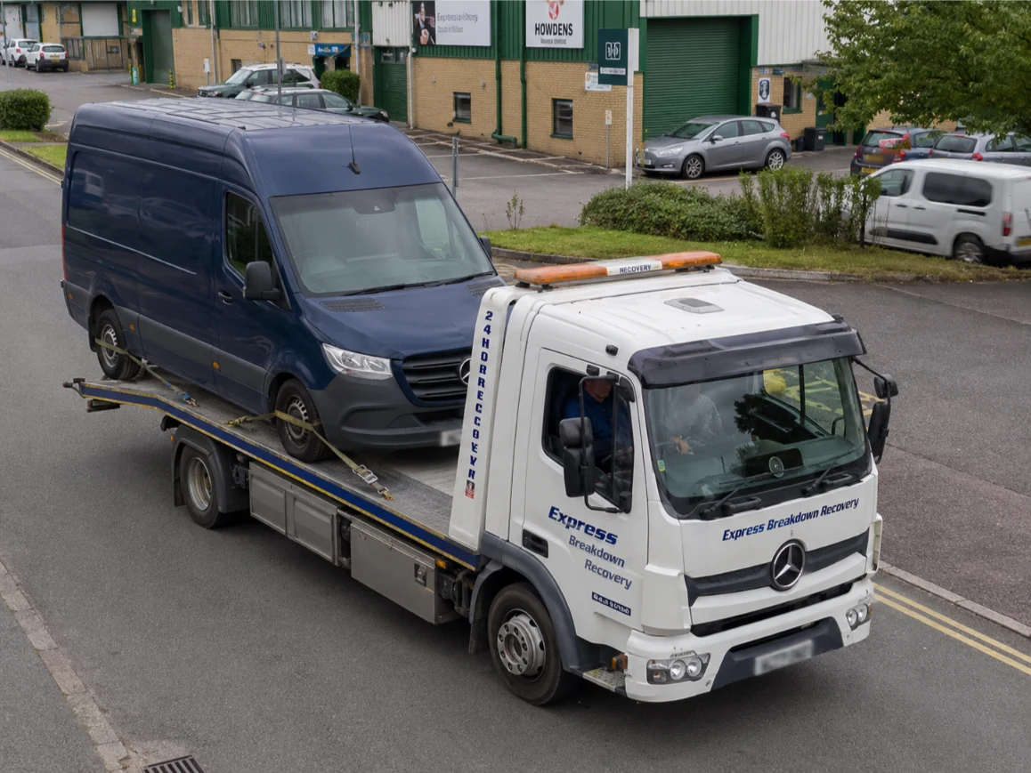 Mercedes Sprinter Commercial Van Recovery High Wycombe