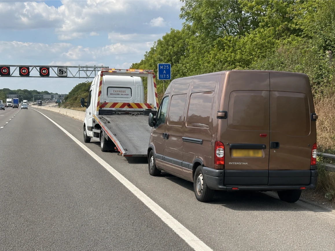 Nissan Interstar Motorway Van Recovery M25