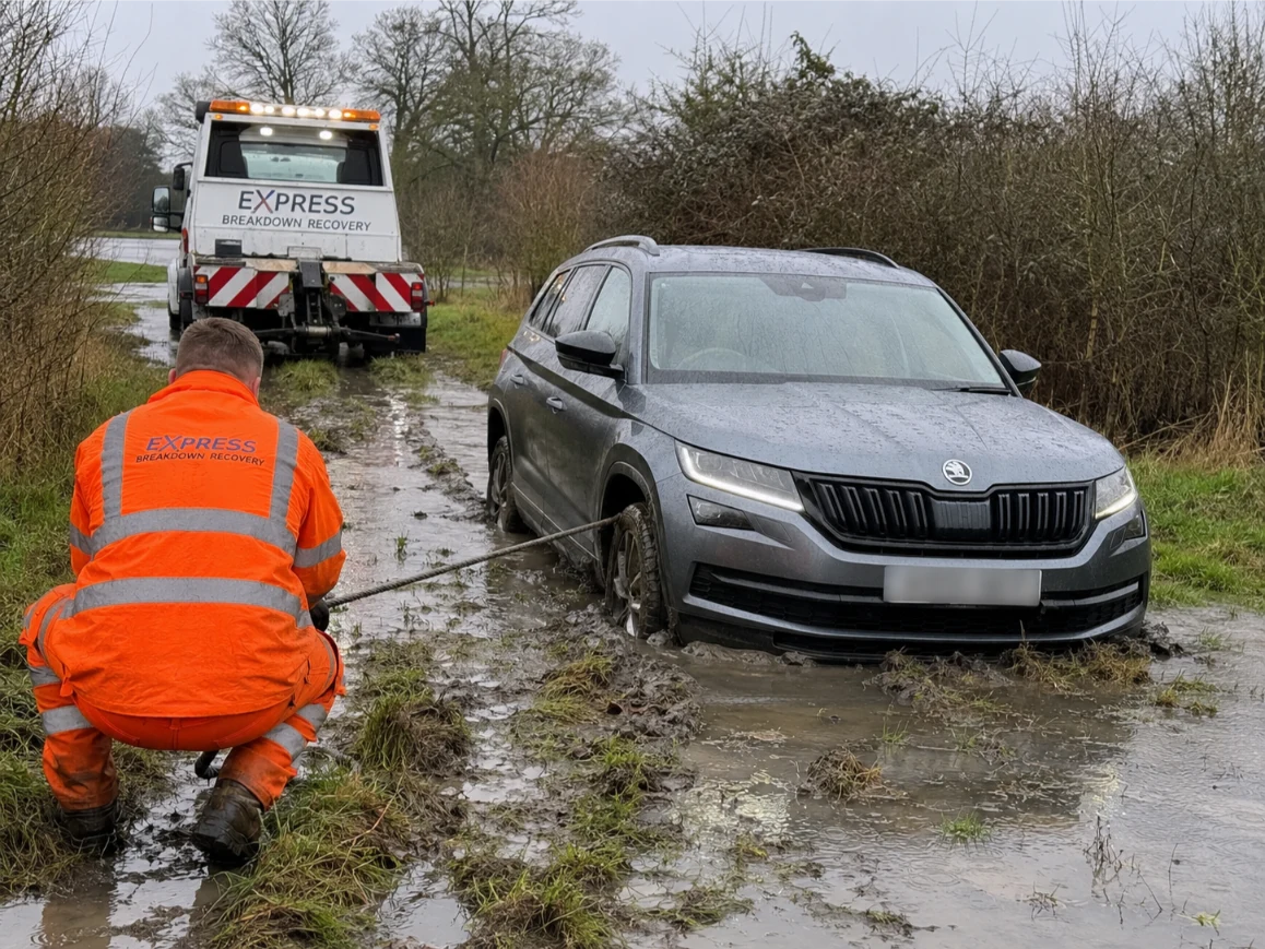 Skoda Kodiaq Ditch Rescue Chelmsford Essex