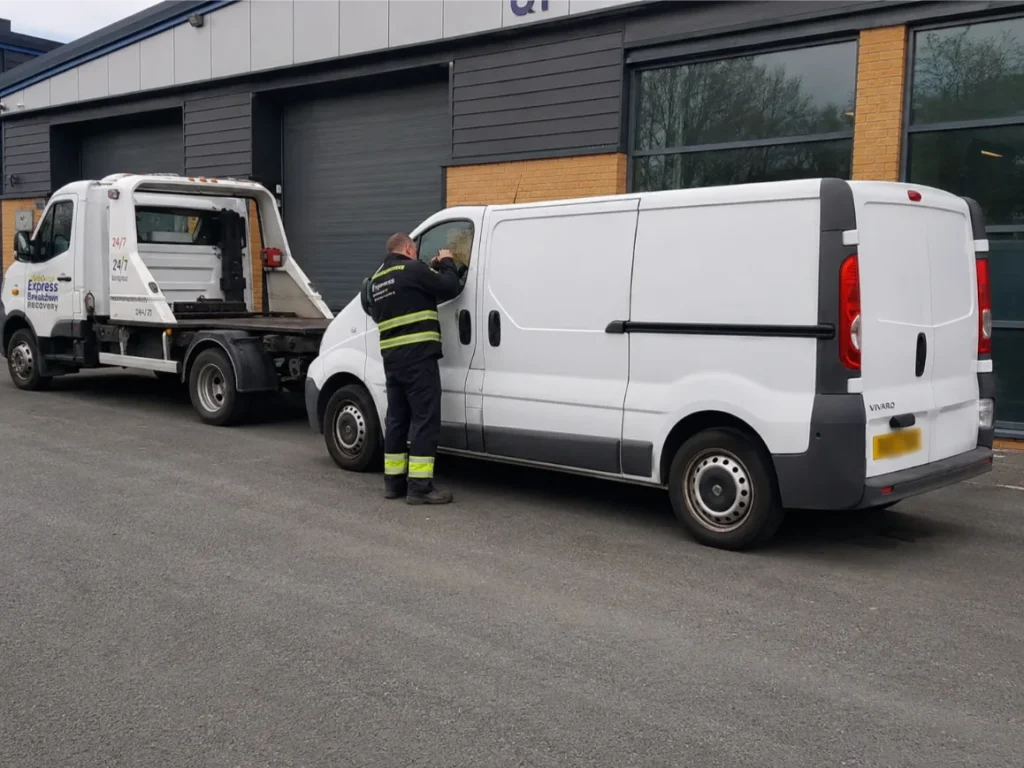 Vauxhall Vivaro Van Lockout Slough Berkshire