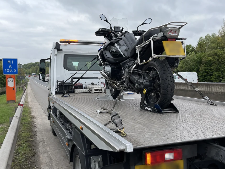 bmw r1250 gs motorbike recovery m1 motorway