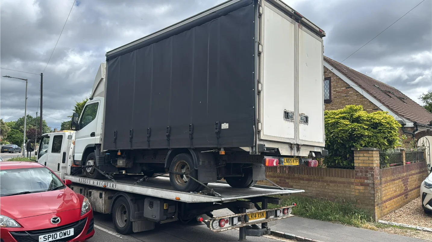 Box Lorry Recovery and Transport Reading, UK