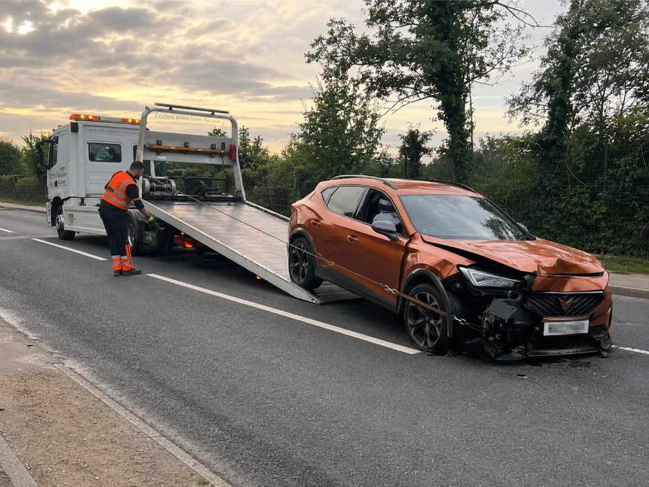 Cupra Formentor Accident Recovery Bangors Road Iver