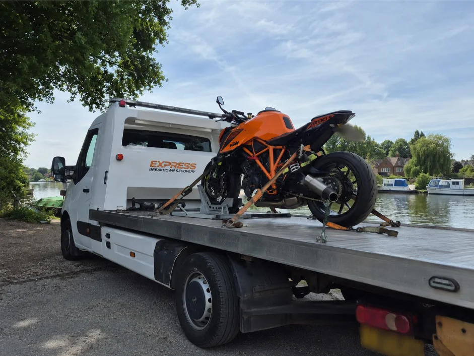 KTM 1290 Super Duke R Motorbike Recovery Taplow