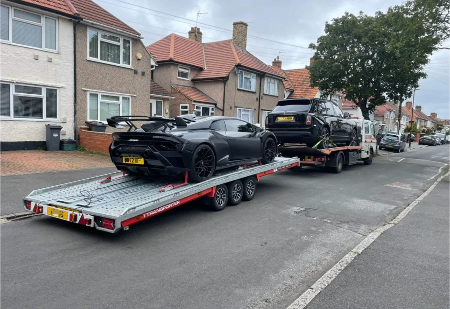 Lamborghini Huracan Range Rover Vehicle Transport