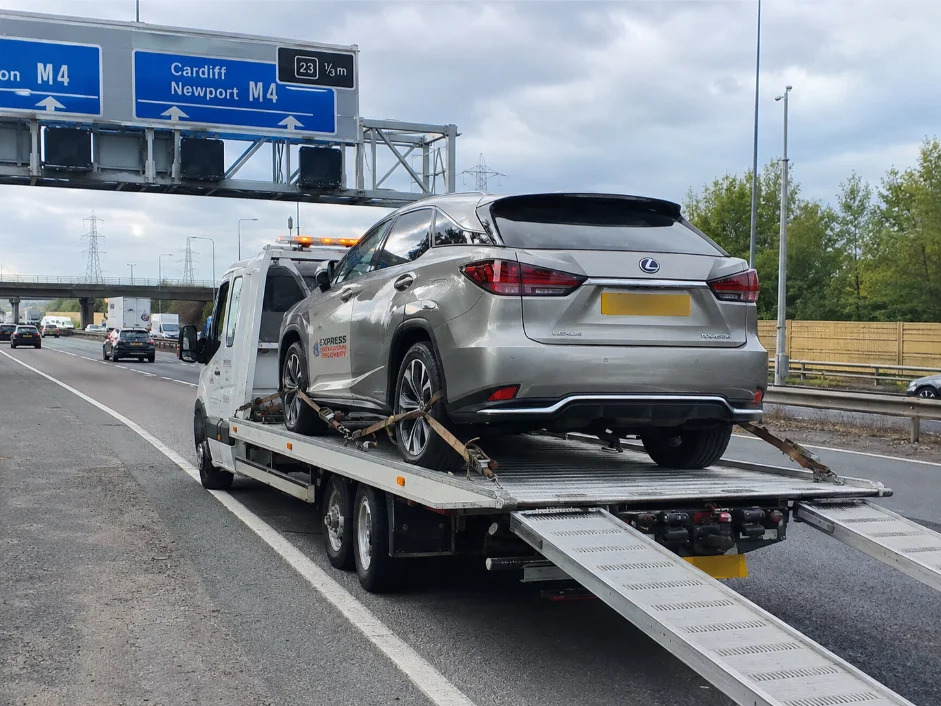 lexus rx vehicle transport m4 motorway