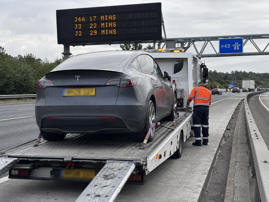 tesla model y electric vehicle recovery m40 motorway