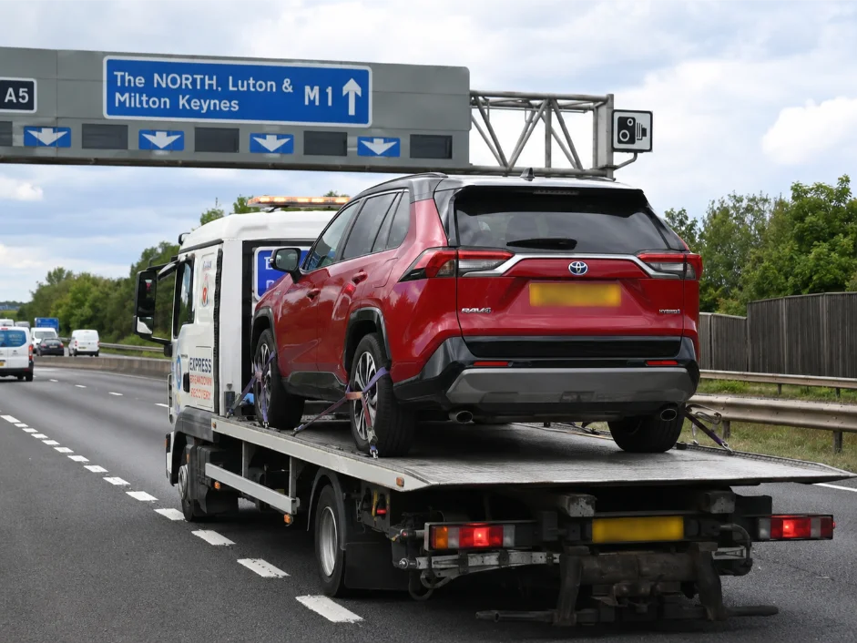 toyota rav4 vehicle transport m1 motorway