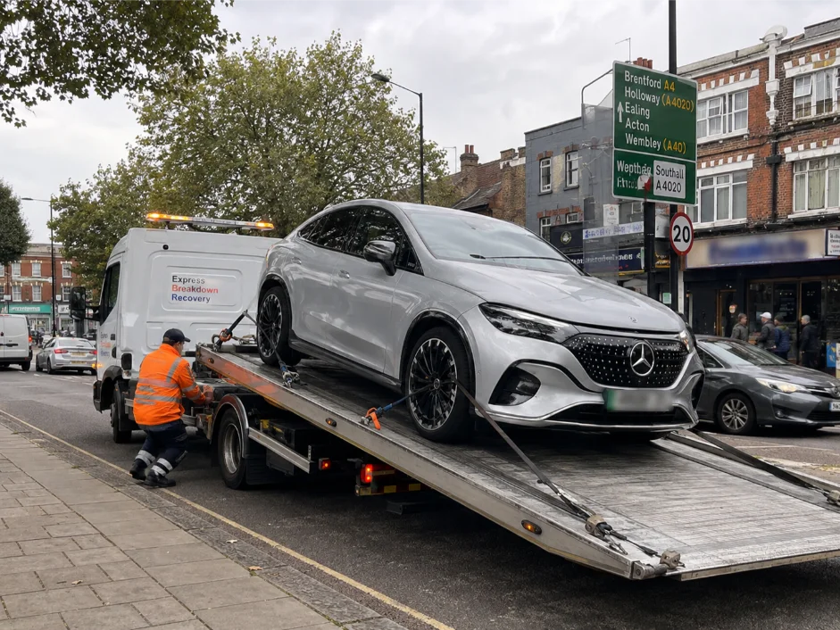 Mercedes EQE SUV Electric Vehicle Recovery Ealing
