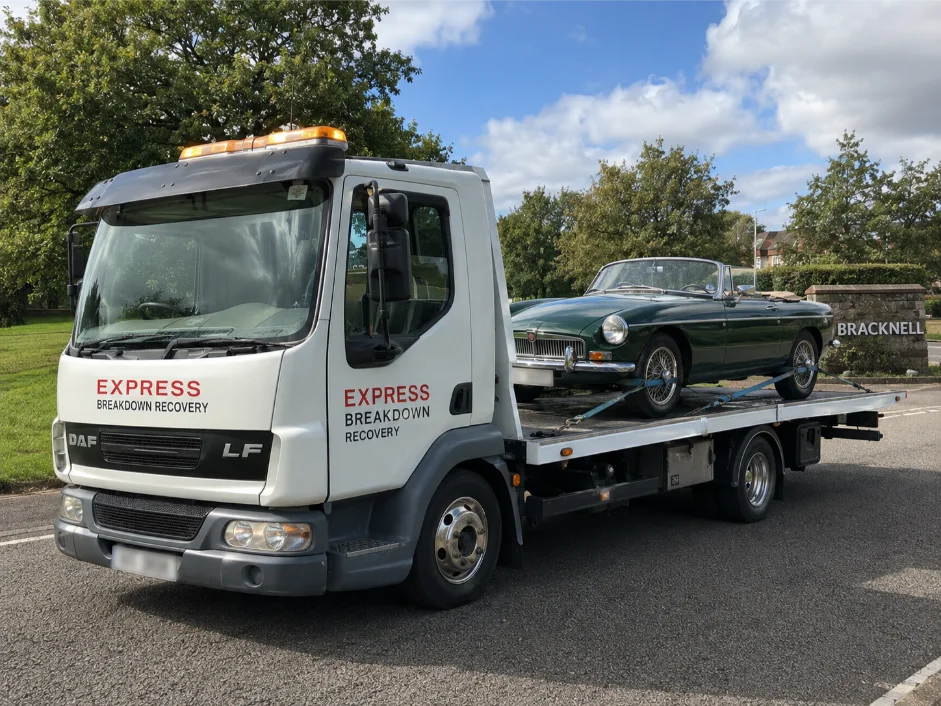 MGB Roadster Classic Car Recovery Bracknell