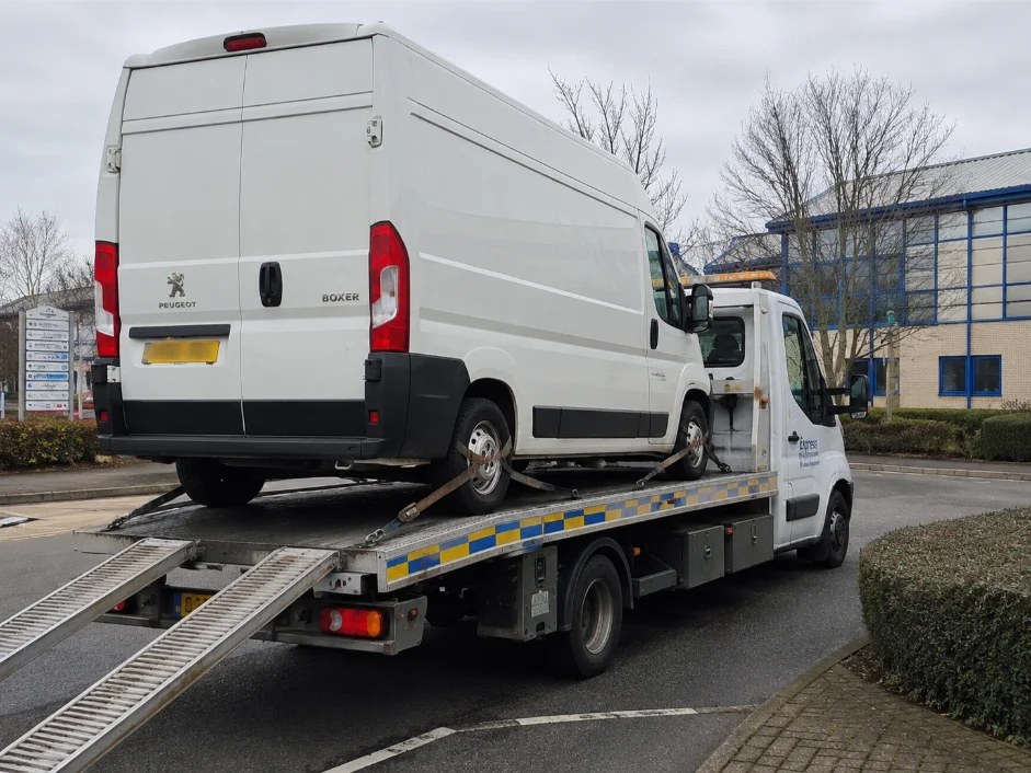 Peugeot Boxer Van Recovery Reading UK