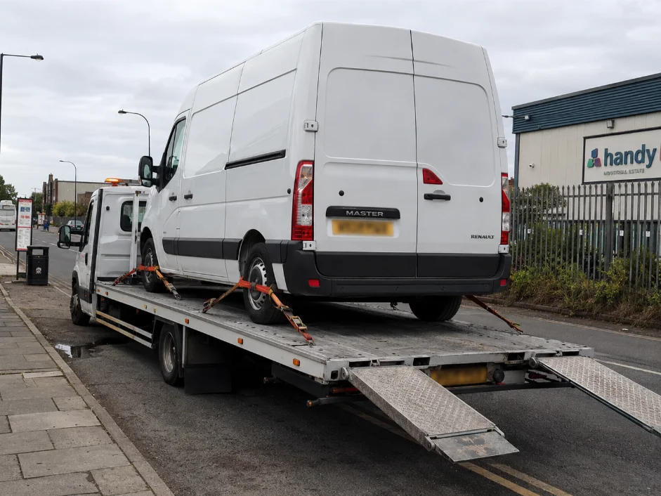 Renault Master Van Recovery Southall