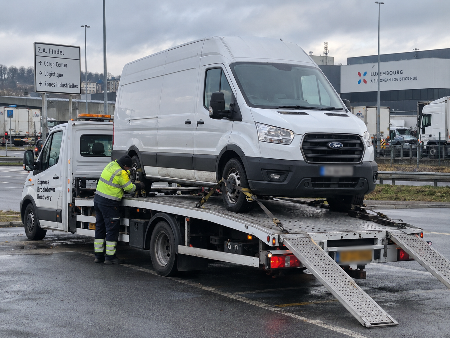 Ford tranist commerical vehicle recovery Luxembourg to UK