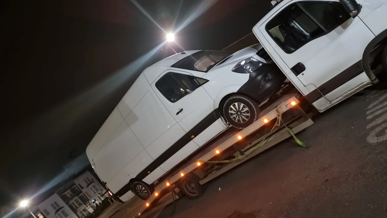 ford-transit-van-recovery-burnham
