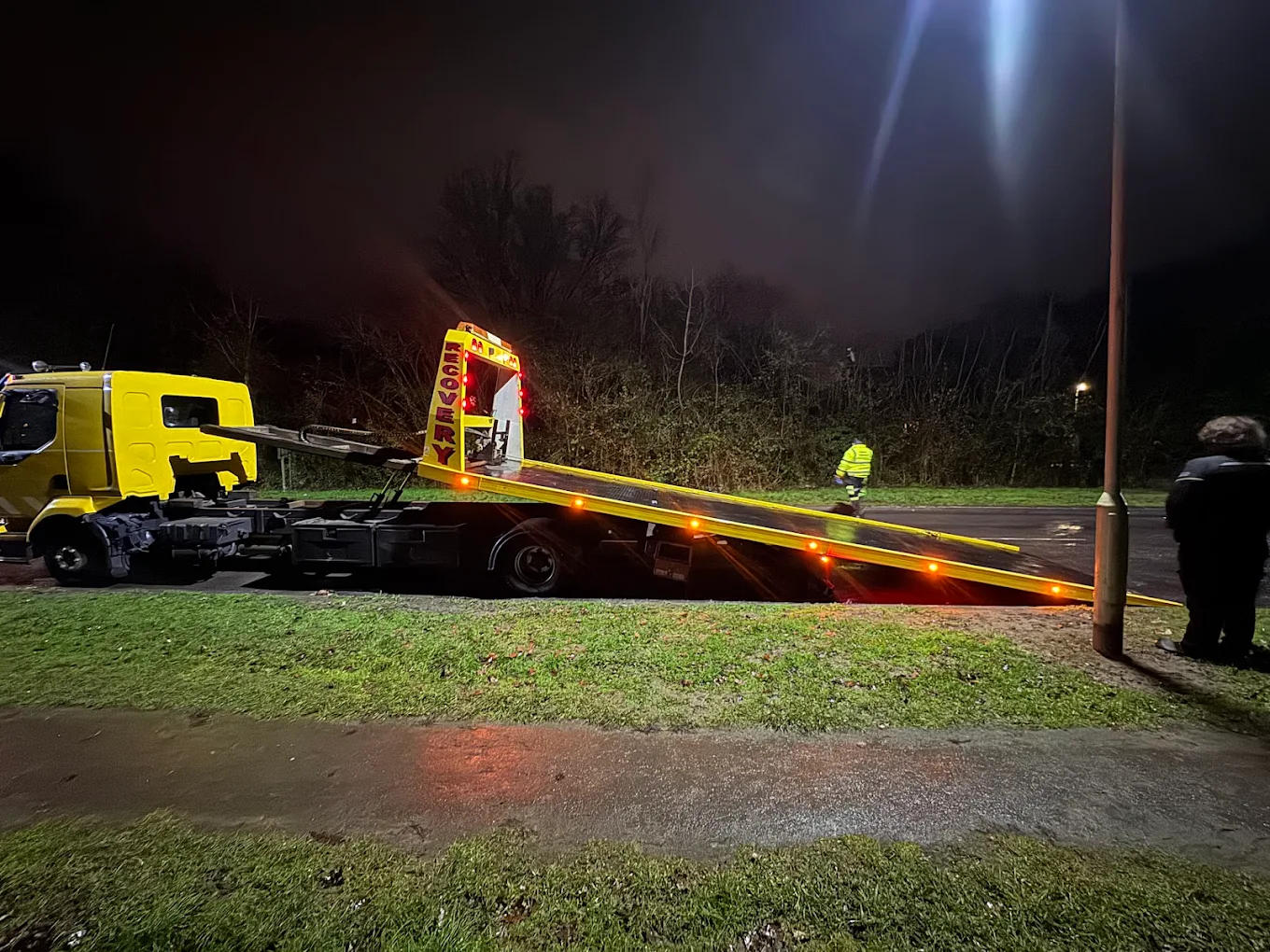 yellow-hgv-truck-recovery